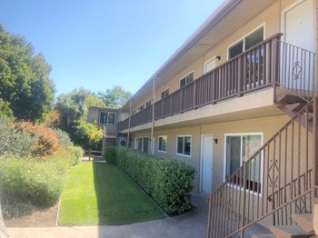 Cook Street Apartments second floor balcony and staircase